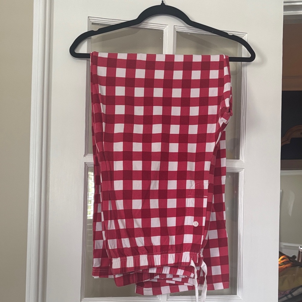 Men's Red and White Checked Lounge Pants maybe worn 2 times. So soft.